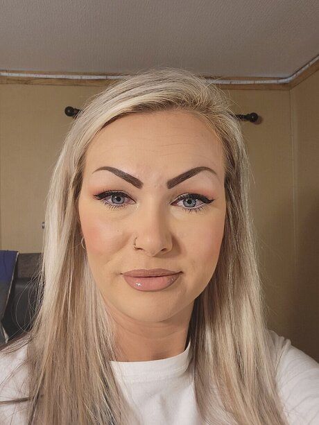 Kybarbie
