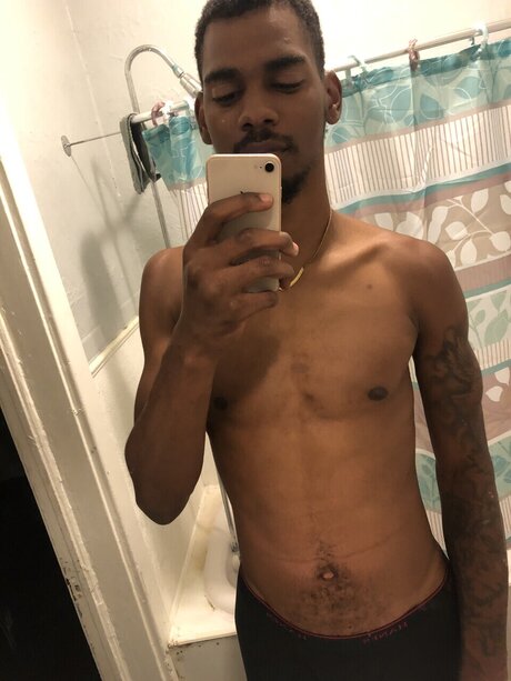 Foto desnuda filtrada de OnlyFans de Slim Jimmy