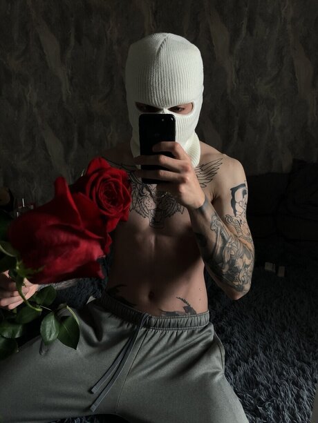 Foto desnuda filtrada de OnlyFans de Dmitriy