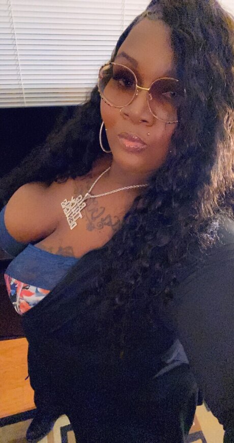 Foto desnuda filtrada de OnlyFans de Thickgoddess