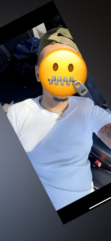 Foto desnuda filtrada de OnlyFans de Srtdavis
