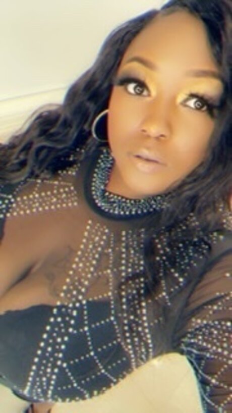 Foto desnuda filtrada de OnlyFans de Camillia News Lady