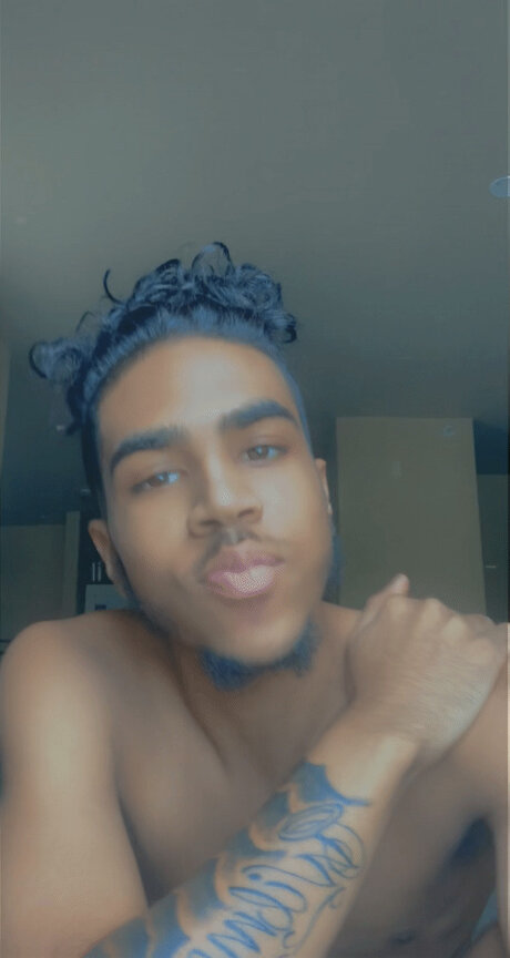 Foto desnuda filtrada de OnlyFans de Quisey