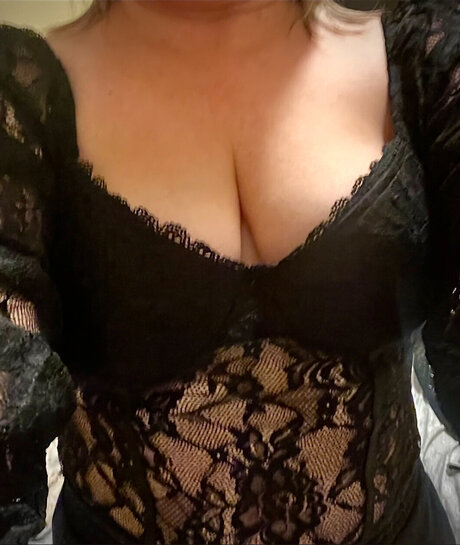 Foto desnuda filtrada de OnlyFans de Amanda Swallows
