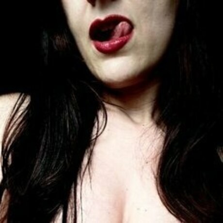 Mykinkyside  Ann