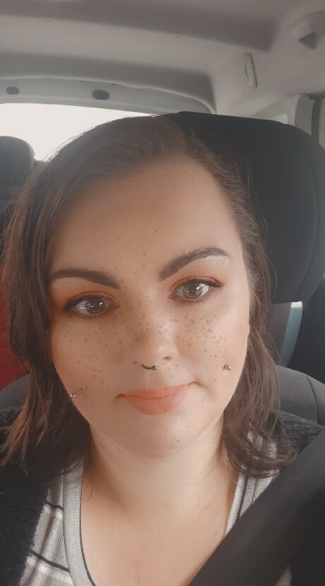 Foto desnuda filtrada de OnlyFans de Lara Allen