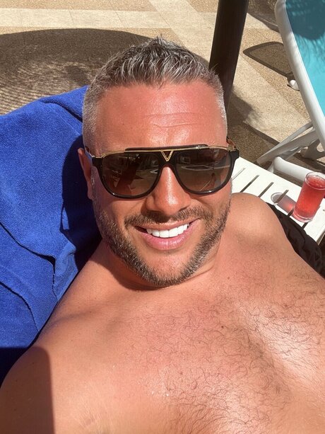 Foto desnuda filtrada de OnlyFans de Farren