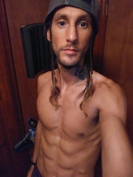 Foto desnuda filtrada de OnlyFans de Mr Rockstar