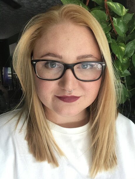 Foto desnuda filtrada de OnlyFans de Ginger Nerd