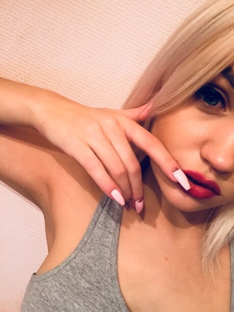 Foto desnuda filtrada de OnlyFans de Sweetcandy