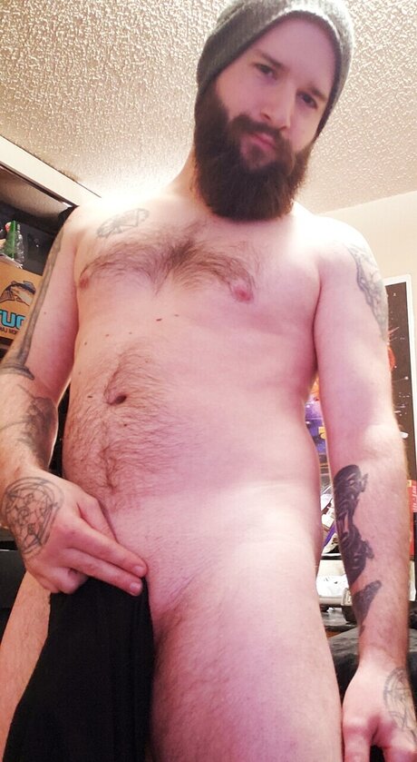 Singletattooedstud