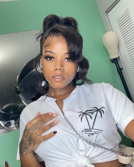 Foto desnuda filtrada de OnlyFans de Daija