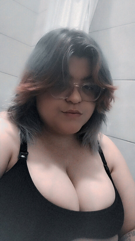 Foto desnuda filtrada de OnlyFans de Alex