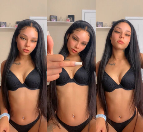 Foto desnuda filtrada de OnlyFans de Seductive Pleaser 
