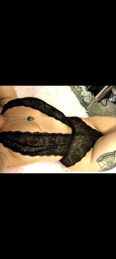 Foto desnuda filtrada de OnlyFans de Ivyclimbs