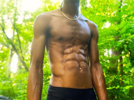 Foto desnuda filtrada de OnlyFans de Thatcuteneighbormink