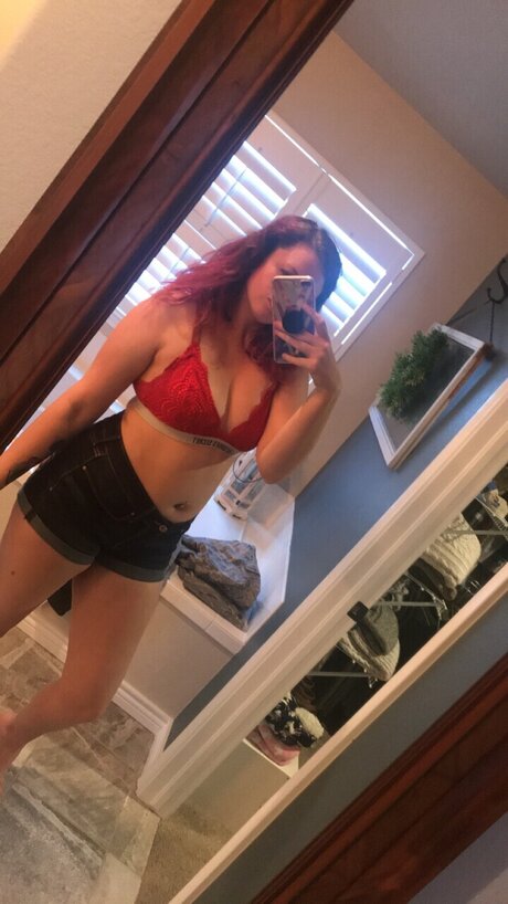 Foto desnuda filtrada de OnlyFans de Babygirl