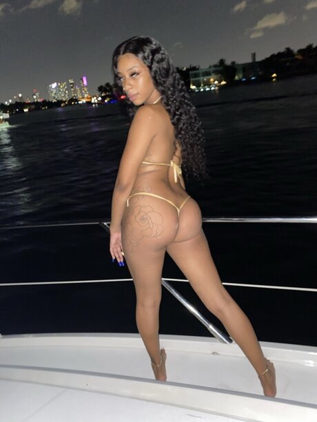 Foto desnuda filtrada de OnlyFans de Mookbaby