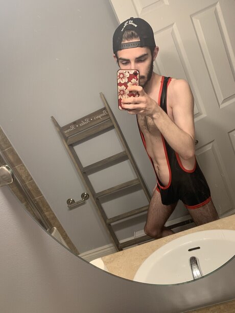 Foto desnuda filtrada de OnlyFans de Zach