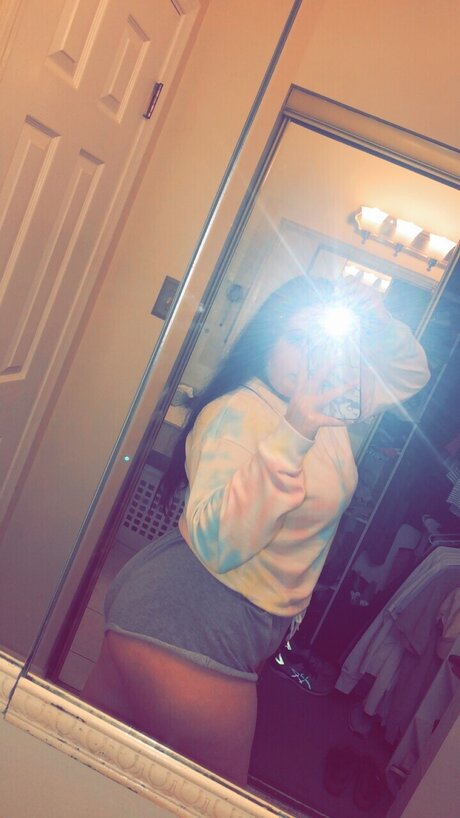 Foto desnuda filtrada de OnlyFans de Calli