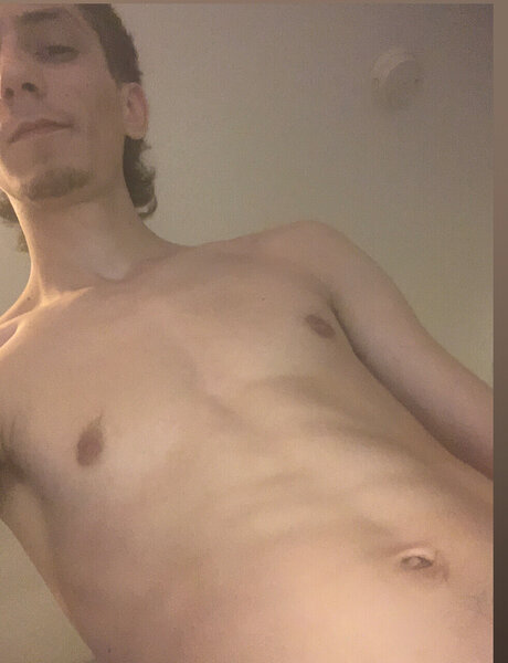 Foto desnuda filtrada de OnlyFans de James