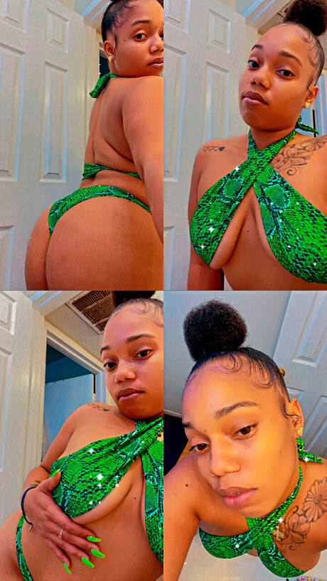 Foto desnuda filtrada de OnlyFans de Beautifuluniiquemariie