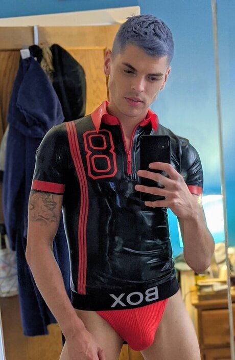 Foto desnuda filtrada de OnlyFans de Ffboi92