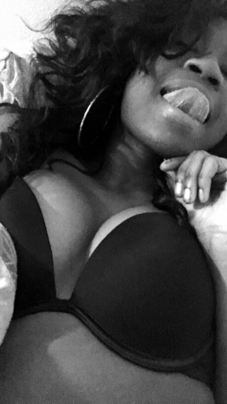 Foto desnuda filtrada de OnlyFans de Babydolll