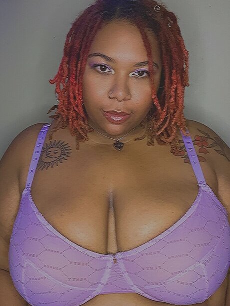 Foto desnuda filtrada de OnlyFans de Bri Babyy