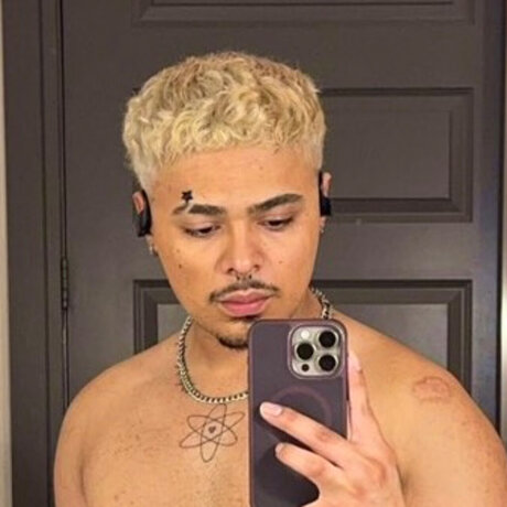 Foto desnuda filtrada de OnlyFans de Leo