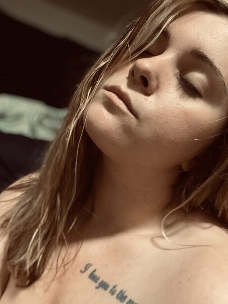 Foto desnuda filtrada de OnlyFans de Cc