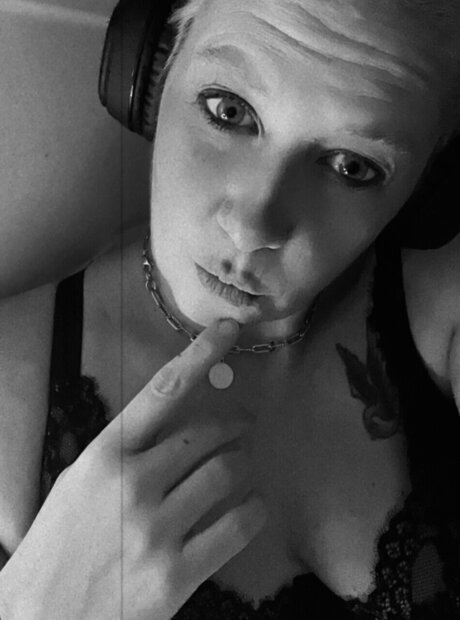 Foto desnuda filtrada de OnlyFans de Anna