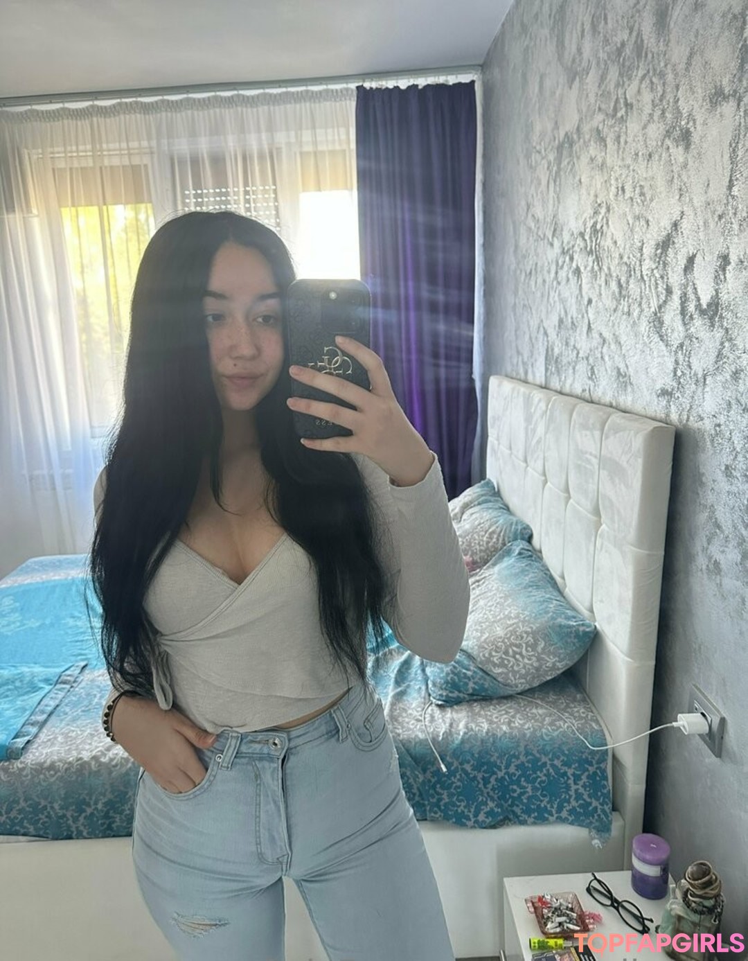 Foto desnuda filtrada de OnlyFans de Littlealicexxx #57 Foto desnuda filtrada de OnlyFans de Littlealicexxx #57