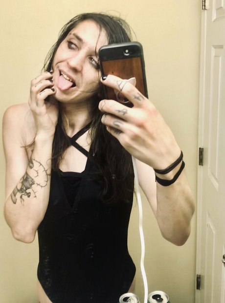 Foto desnuda filtrada de OnlyFans de Nsomnium