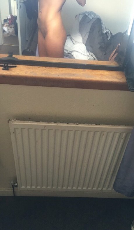 Foto desnuda filtrada de OnlyFans de Gayle Johnstone