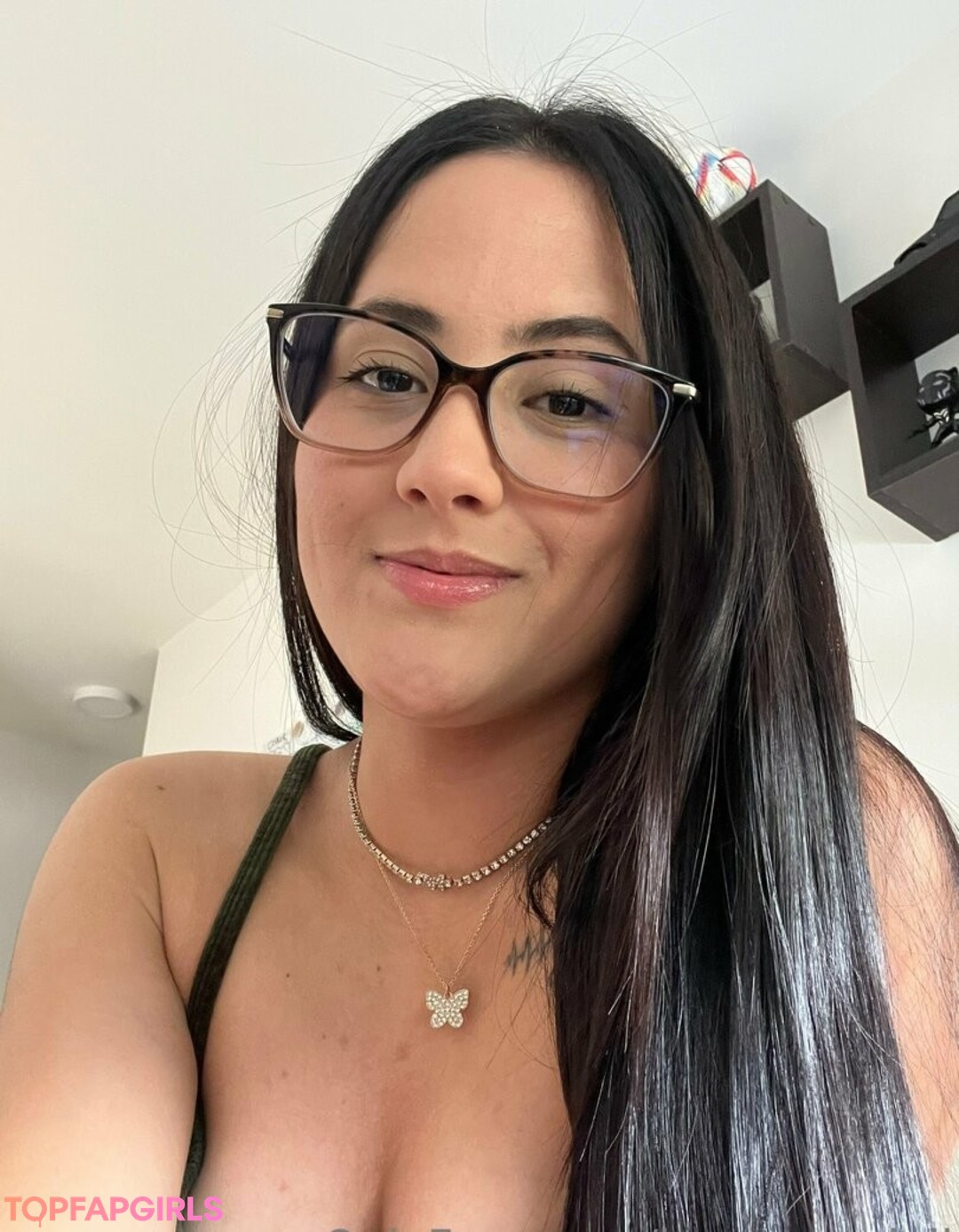 Foto desnuda filtrada de OnlyFans de Iamqueenjaii #42 Foto desnuda filtrada de OnlyFans de Iamqueenjaii #42