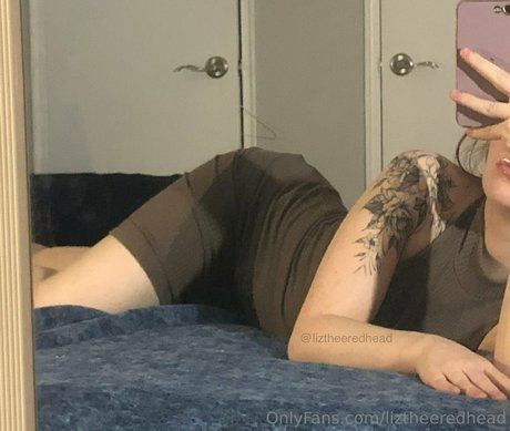 Foto desnuda filtrada de OnlyFans de Liztheeredhead