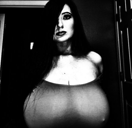 Amanda Love,
