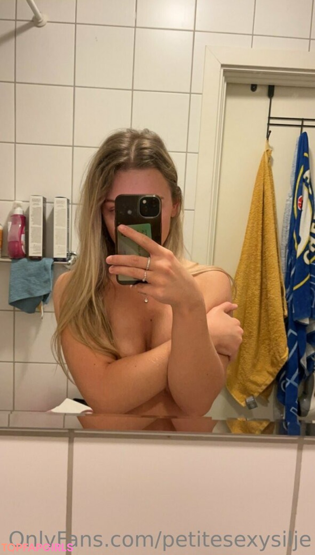 Foto desnuda filtrada de OnlyFans de Petitesexysilje #20 Foto desnuda filtrada de OnlyFans de Petitesexysilje #20