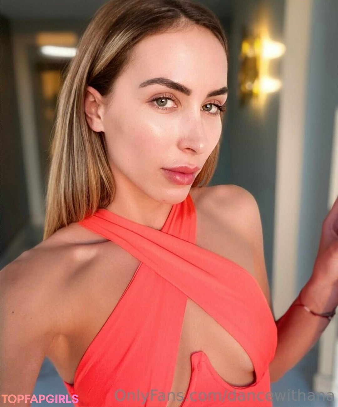 Foto desnuda filtrada de OnlyFans de Dancewithana #78 Foto desnuda filtrada de OnlyFans de Dancewithana #78