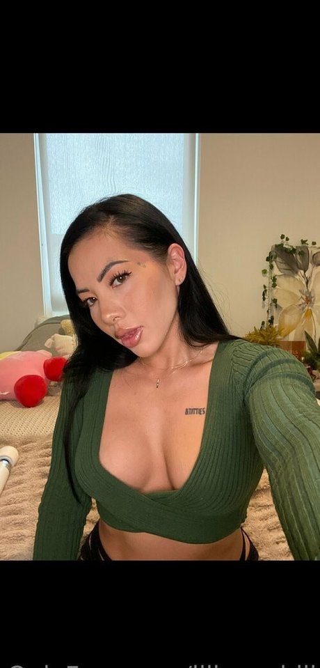 Foto desnuda filtrada de OnlyFans de Lilkymchiii