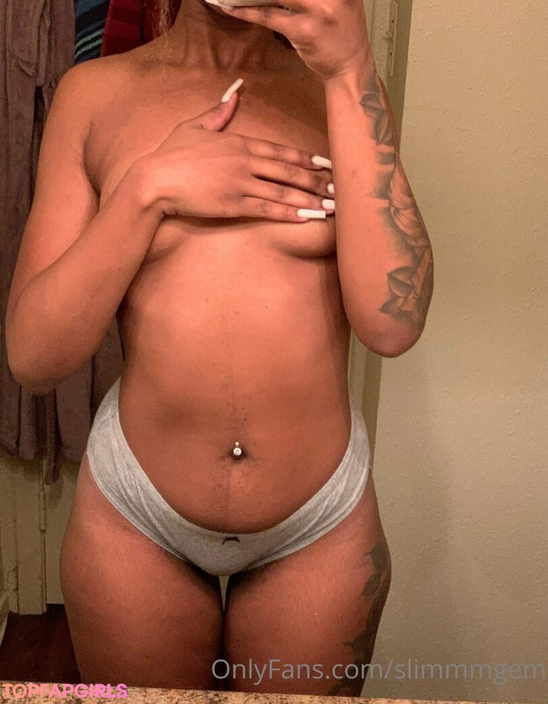 Foto desnuda filtrada de OnlyFans de Bootyfulkey #30 Foto desnuda filtrada de OnlyFans de Bootyfulkey #30