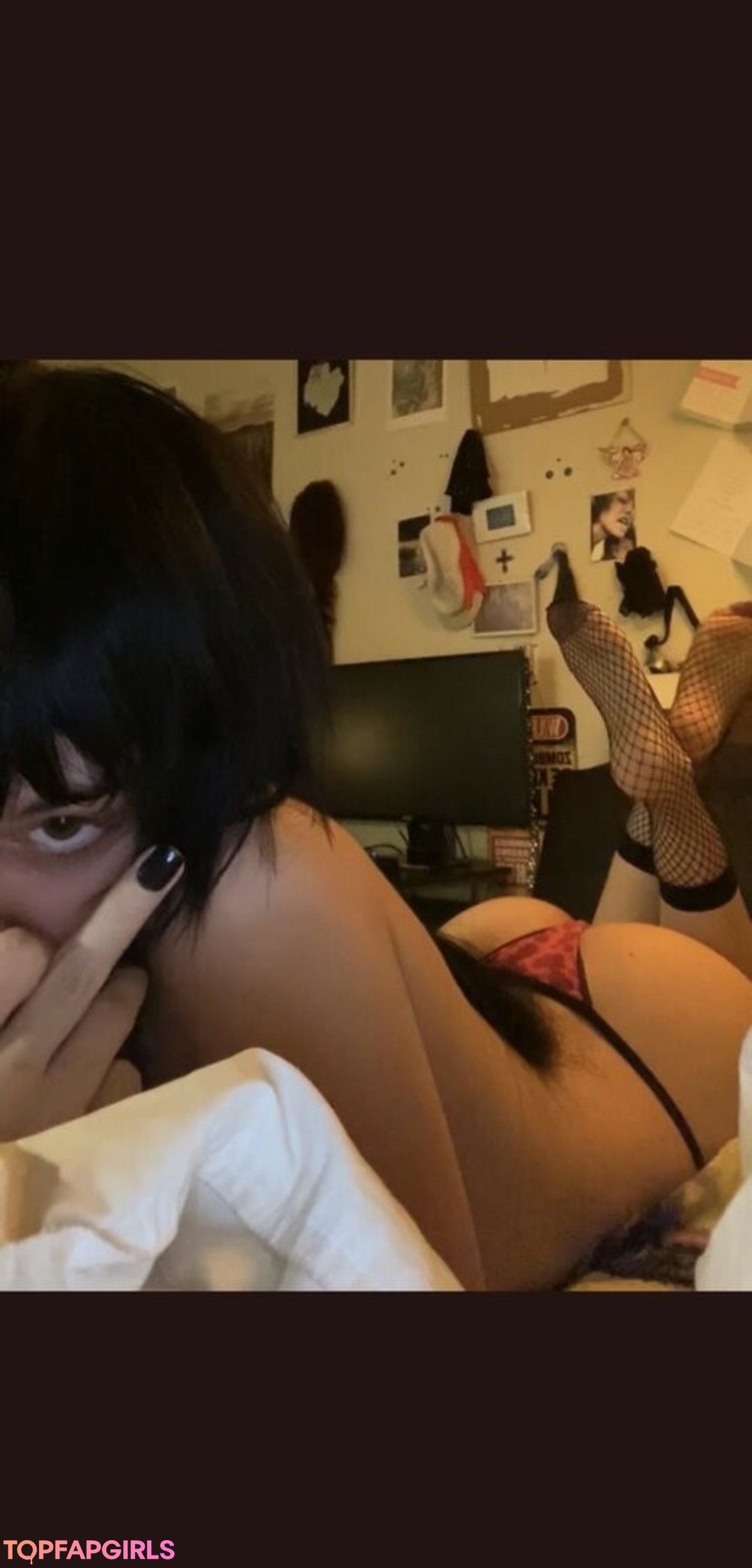 Foto desnuda filtrada de OnlyFans de Notmybella #7 Foto desnuda filtrada de OnlyFans de Notmybella #7