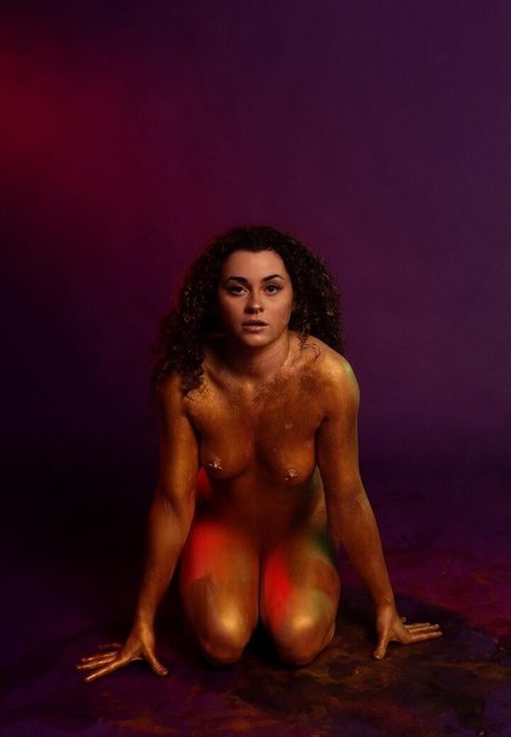 Nude Antilles