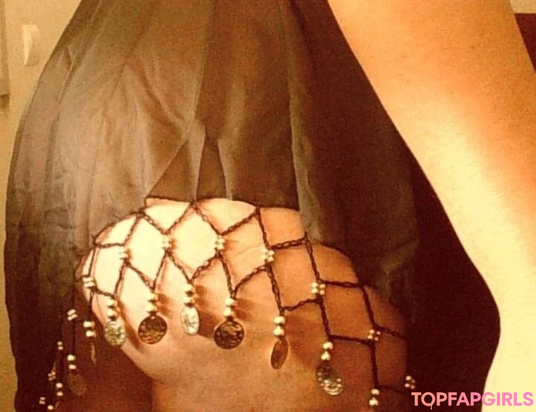 Foto desnuda filtrada de OnlyFans de Sweetmouthasmr #39 Foto desnuda filtrada de OnlyFans de Sweetmouthasmr #39