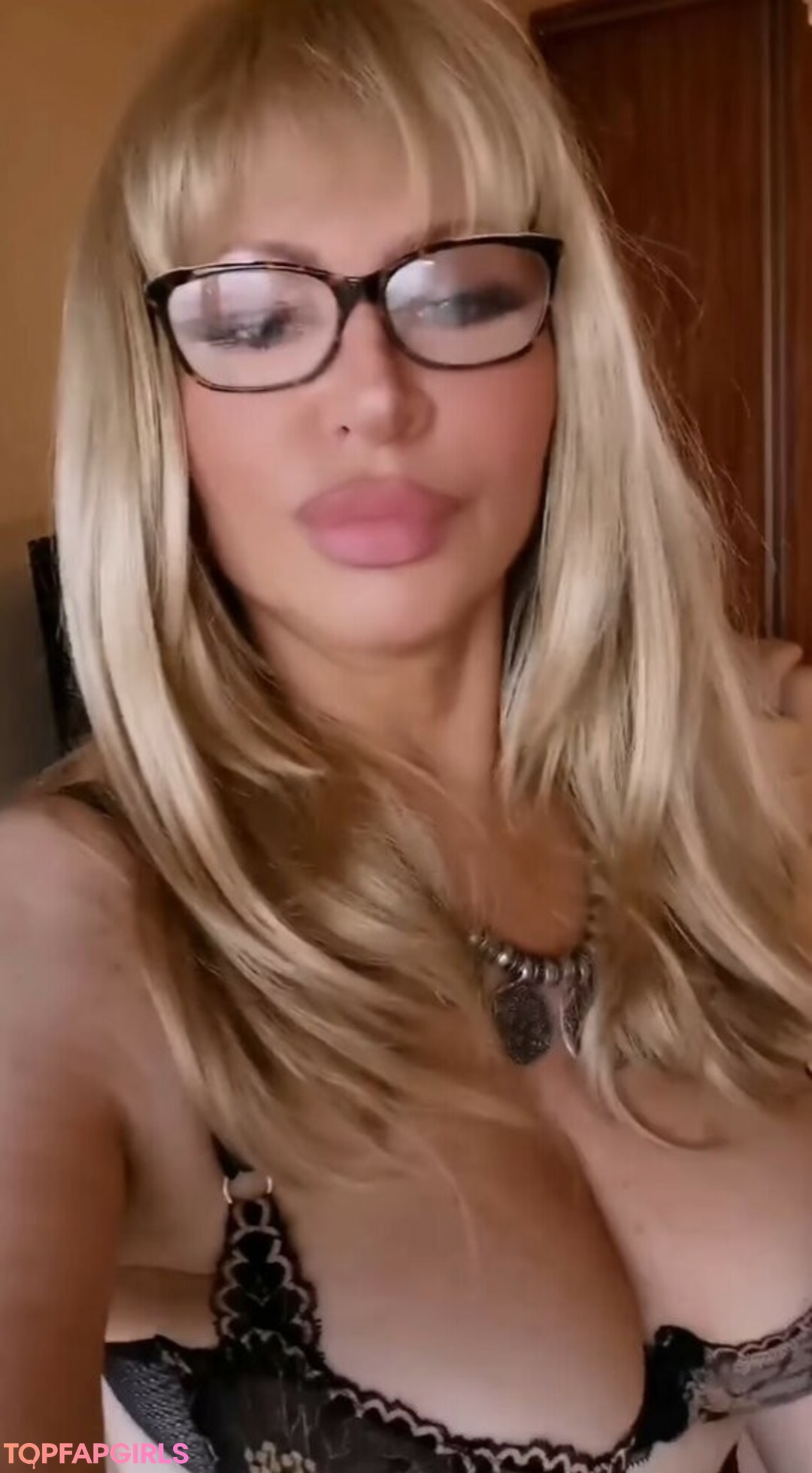 Foto desnuda filtrada de OnlyFans de Cheri Lady #24 Foto desnuda filtrada de OnlyFans de Cheri Lady #24