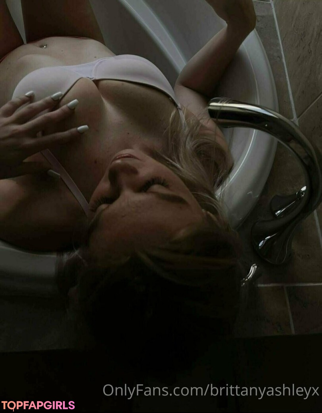 Foto desnuda filtrada de OnlyFans de Brittanyashleyx #53 Foto desnuda filtrada de OnlyFans de Brittanyashleyx #53