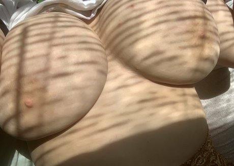 Foto desnuda filtrada de OnlyFans de Brattybritt420