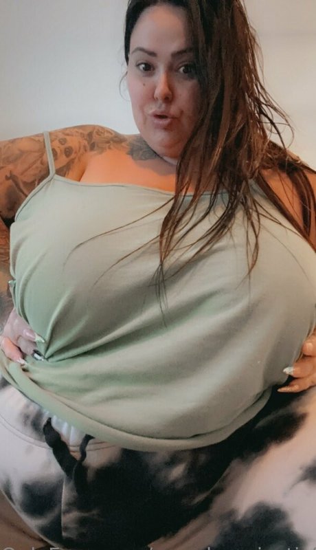 Foto desnuda filtrada de OnlyFans de Mandymajesticfree