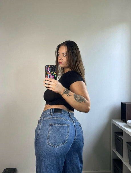 Foto desnuda filtrada de OnlyFans de Ceebaby222